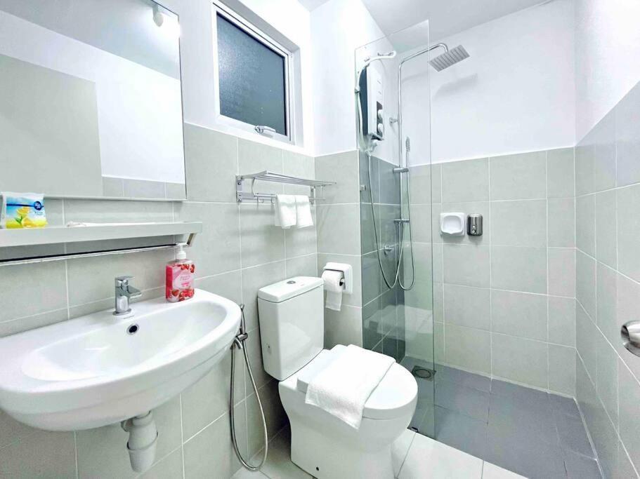 Alanis Studio Suite {Shortstay} Sepang Eksteriør bilde